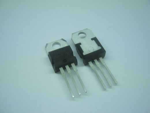 Транзистор биполярный ST13005A (MJE13005), STM Оригинал, TO220