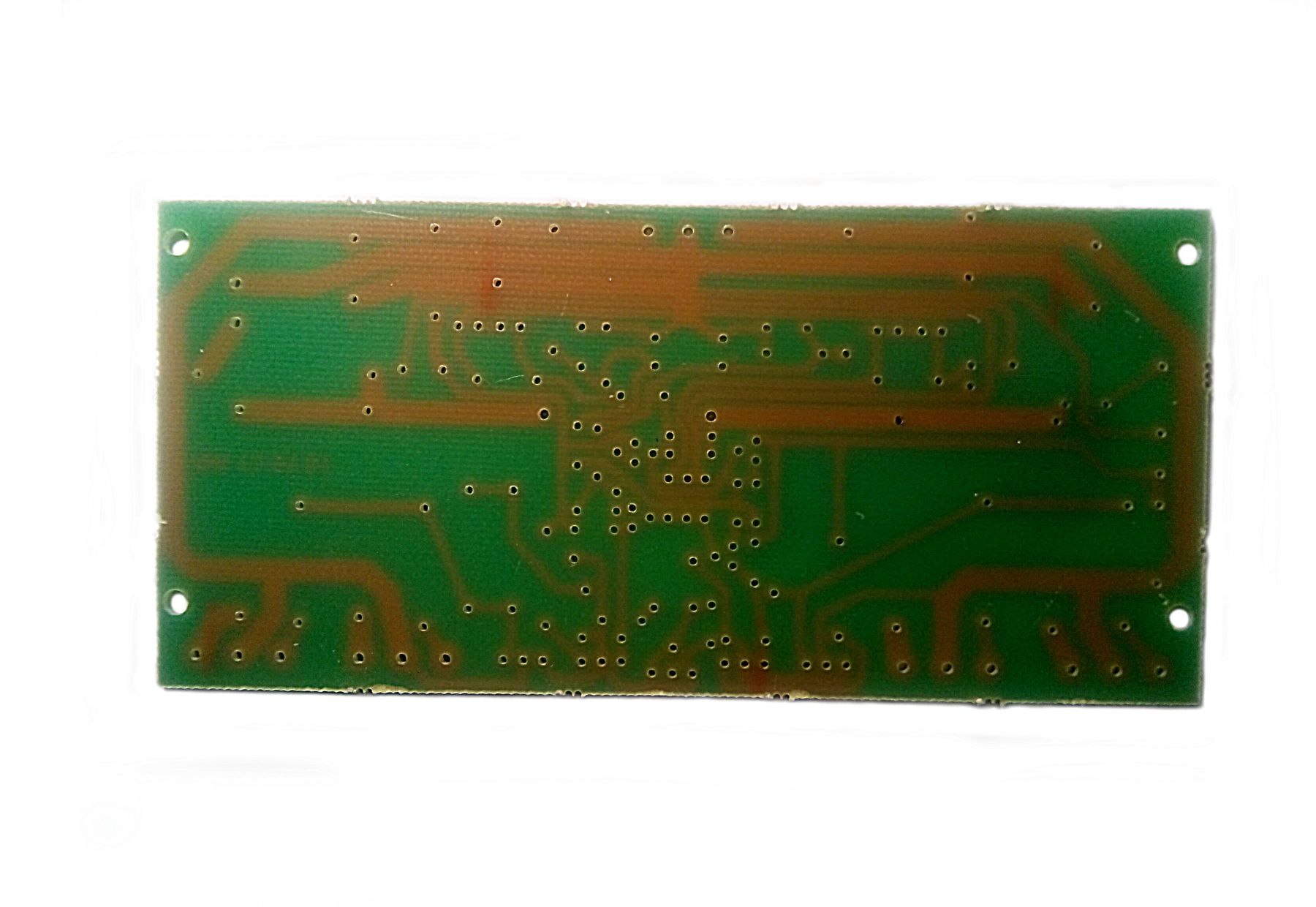 Усилитель НЧ 200 Вт высокоэффективный на пяти транзисторах